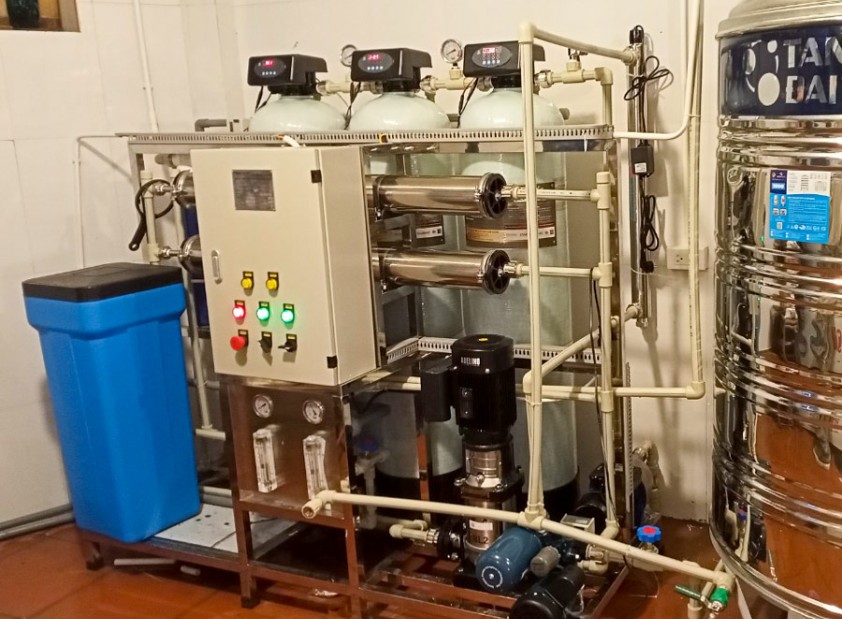 Xử lý nước cấp cho nhà hàng bằng máy lọc nước công nghiệp RO