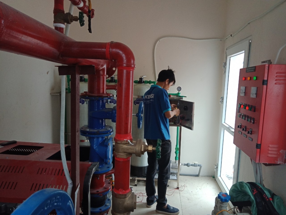 Tekcom cung cấp thiết bị lọc nước và các dịch vụ sửa chữa, bảo dưỡng