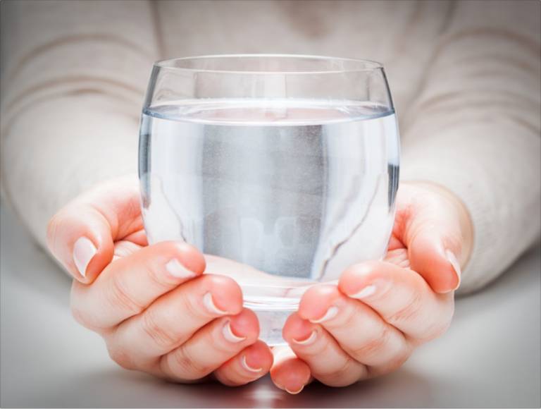 Uống nước giúp thanh lọc cơ thể