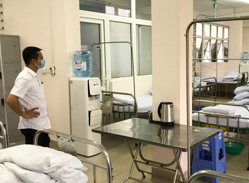 Máy lọc nước nóng lạnh dùng trong bệnh viện, trường học