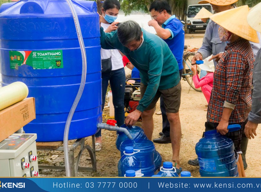 Kensi - Tiên phong sản xuất máy lọc nước dã chiến vùng lũ lụt