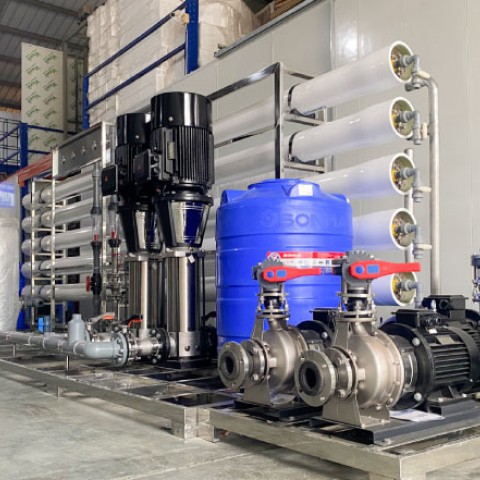 Lắp đặt hệ thống lọc nước RO công nghiệp cho Nhà máy Sản xuất Pin VinES Hà Tĩnh