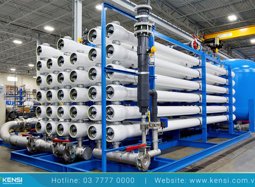 Ứng dụng máy lọc nước RO công nghiệp sản xuất linh kiện điện tử