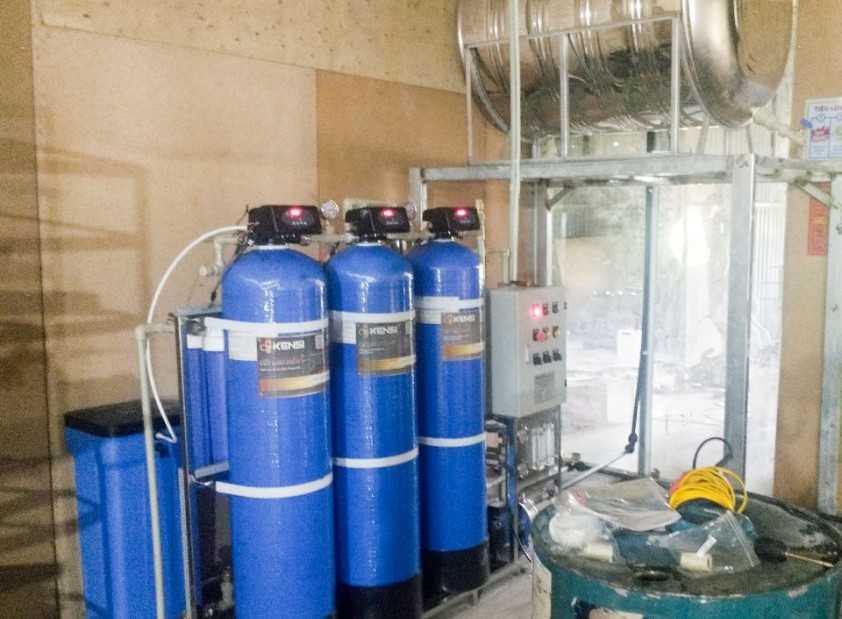 Tìm hiểu ứng dụng máy lọc nước công nghiệp trong đời sống