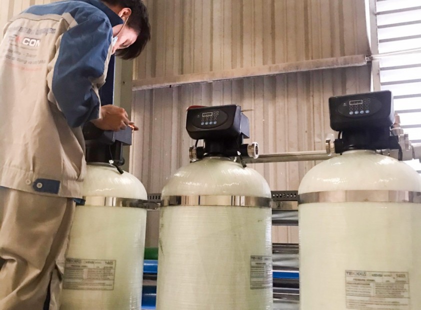 Giá thiết bị lọc nước công nghiệp cho nhà xưởng là bao nhiêu?