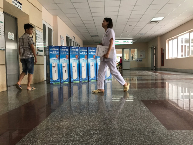 Hệ thống lọc tổng cho bệnh viện cung cấp nước cho máy nóng lạnh tại bệnh viện Đức Giang