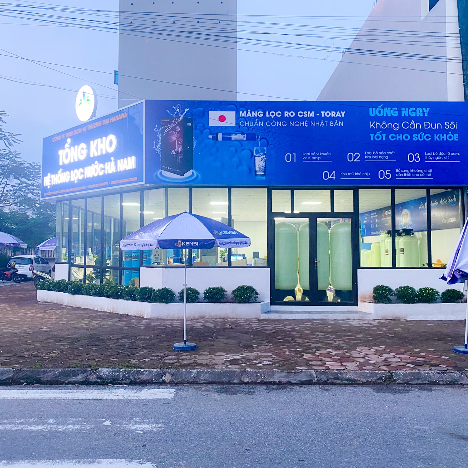 Thăm quan, mua sắm trực tiếp tại showroom lọc nước Hanawa