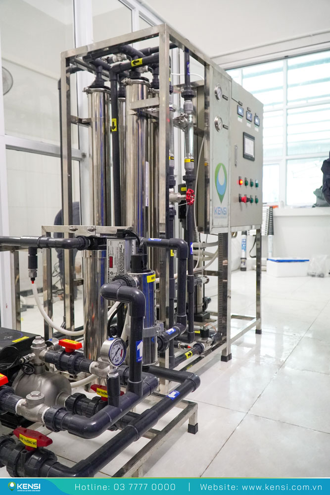 Hệ thống lọc nước siêu tinh khiết RO EDI cho sản xuất mỹ phẩm, dược phẩm