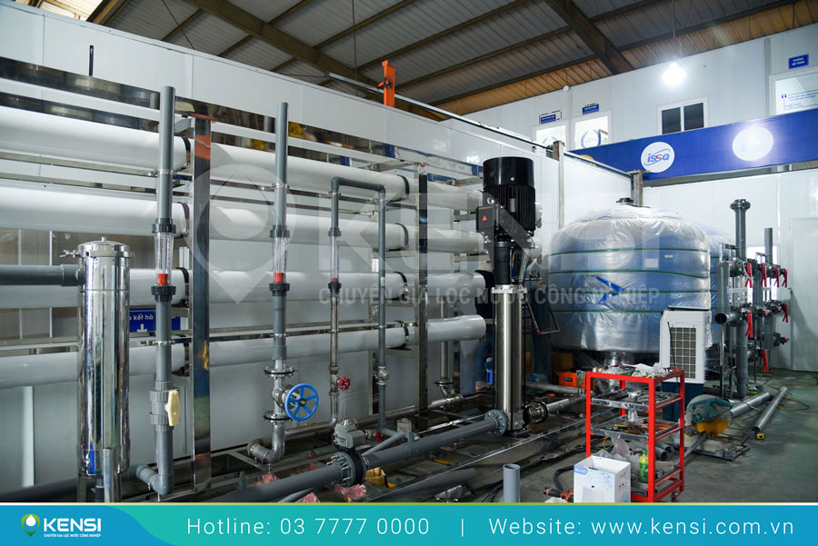 Hệ thống lọc nước công nghiệp RO cho nguồn nước sạch trong sản xuất hóa chất