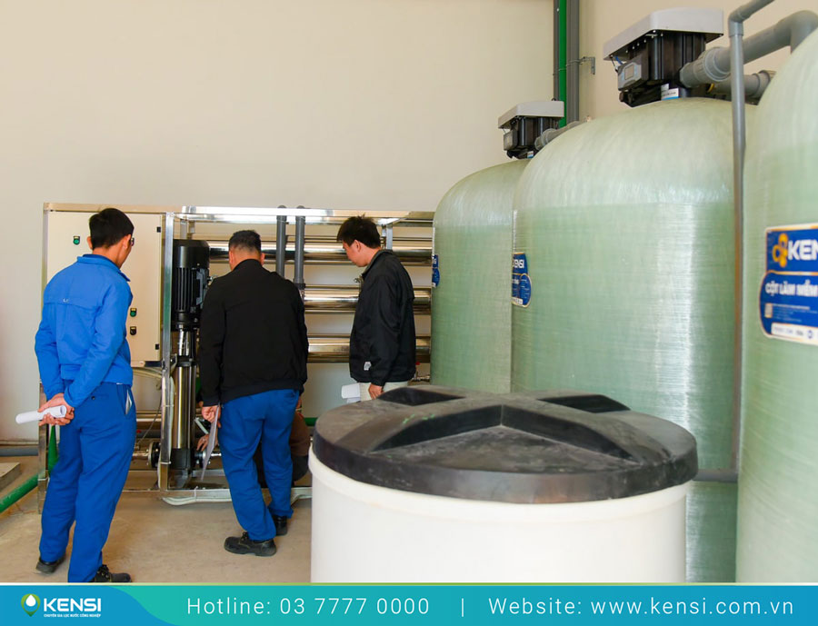 Tekcom chuyên thiết kế và lắp đặt máy lọc nước RO công nghiệp theo yêu cầu sản xuất