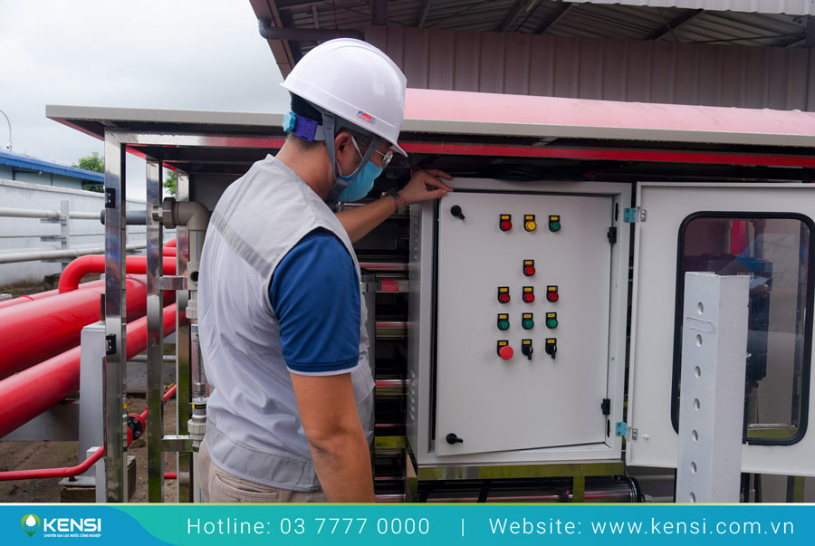 Tekcom - Đơn vị chuyên thiết kế và lắp đặt hệ thống lọc nước công nghiệp RO 