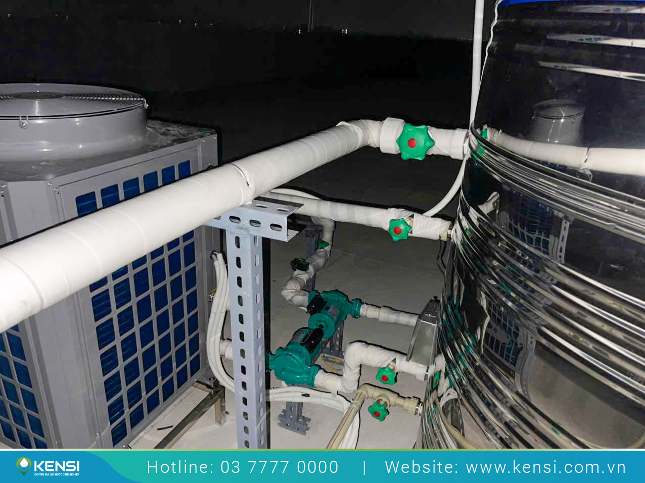 Tekcom tiến hành thi công máy nước nóng Heat Pump cho nhà máy