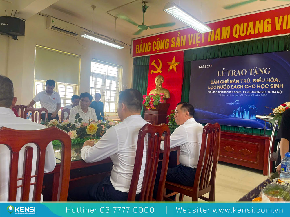 Máy lọc nước cho trường tiểu học được triển khai mang lại nguồn nước sạch cho học sinh