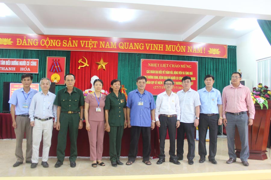 Công Ty Tekcom cùng Ban Chấp hành Hội Cựu chiến binh Bộ Tư pháp đã đến thăm hỏi, tặng quà Trung tâm Điều dưỡng người có công tỉnh Thanh Hóa.